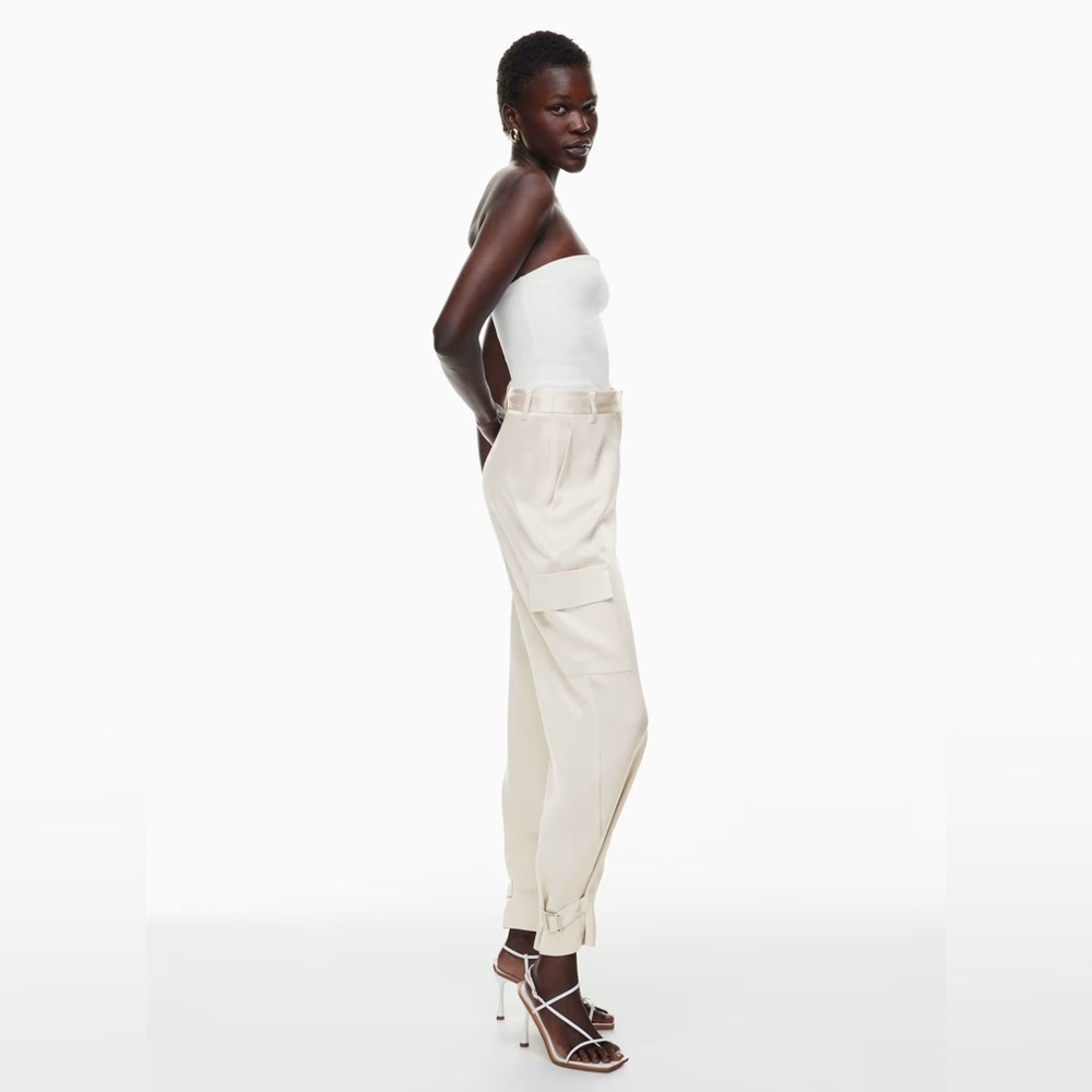 COPY - Aritzia Babaton Refined Satin Cargo Pant - Picture 3 of 8